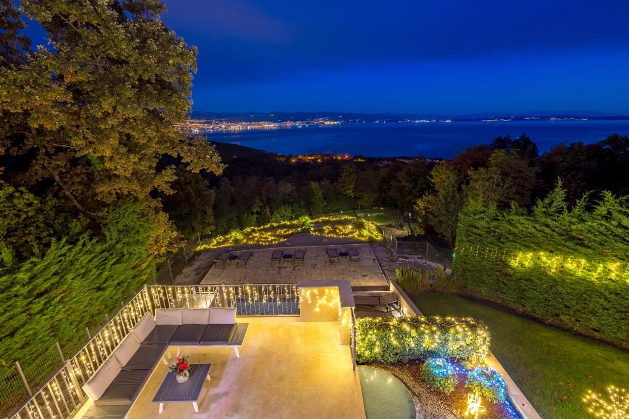 Villa Altavista - Seaview & Relax With Heated Pool & Minigolf Opatija Buitenkant foto