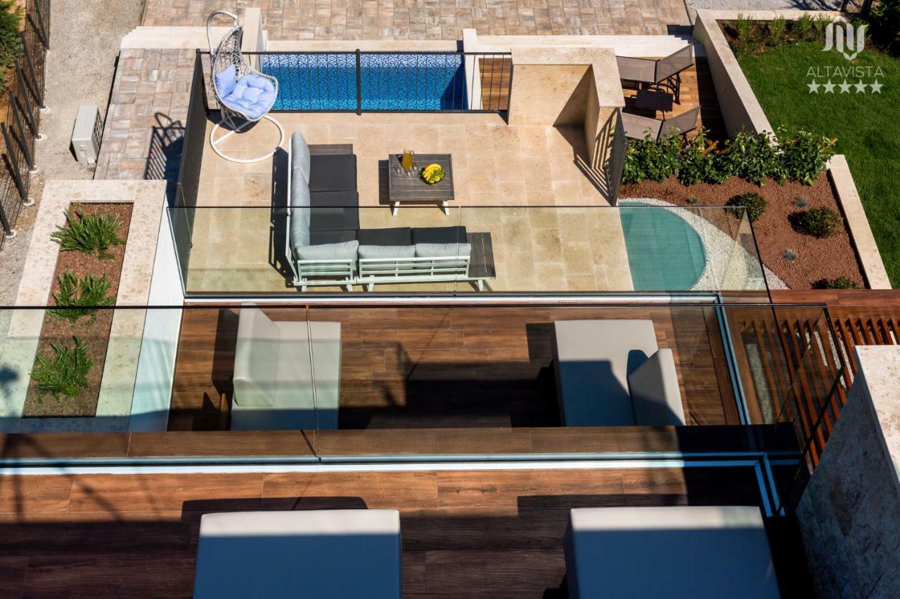 Villa Altavista - Seaview & Relax With Heated Pool & Minigolf Opatija Buitenkant foto
